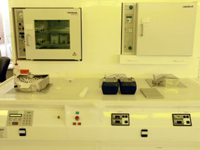 Picture of Vacuum oven - Hereaus