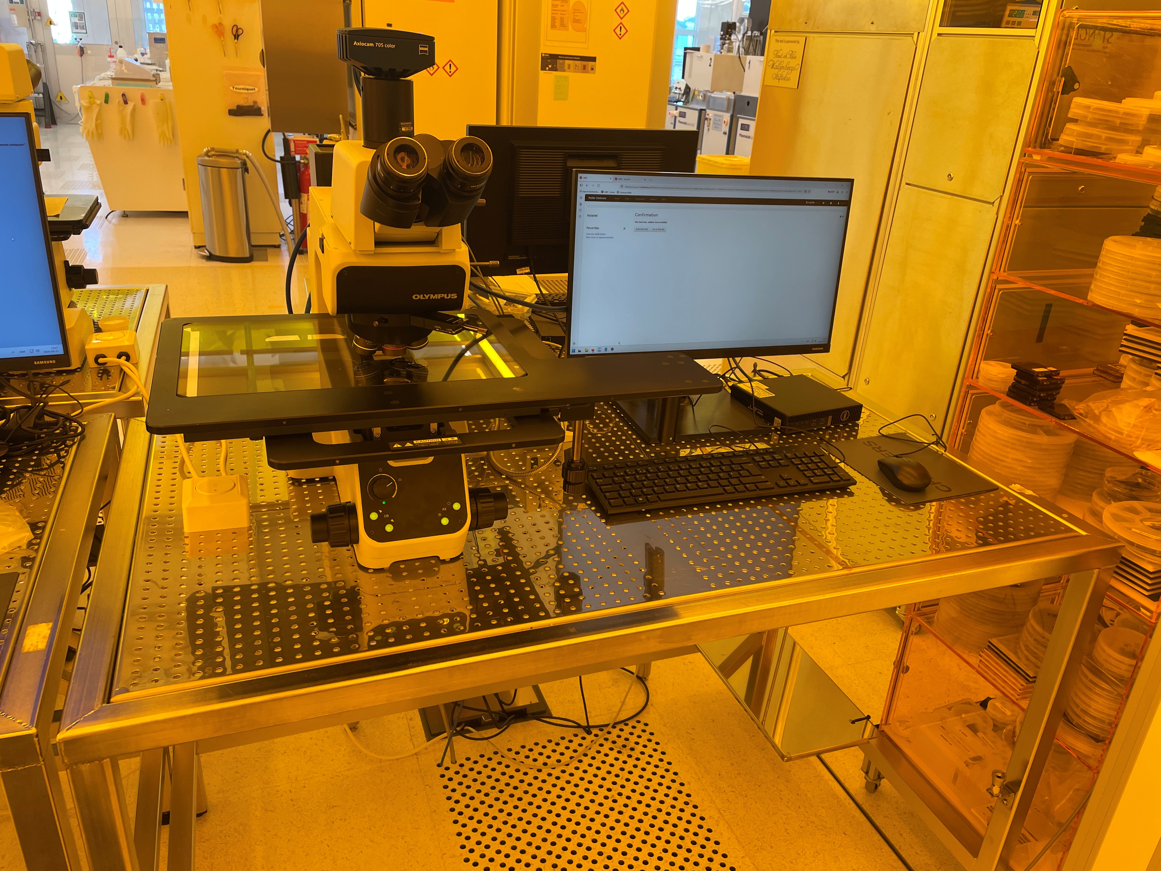 Picture of Microscope - Olympus MX61