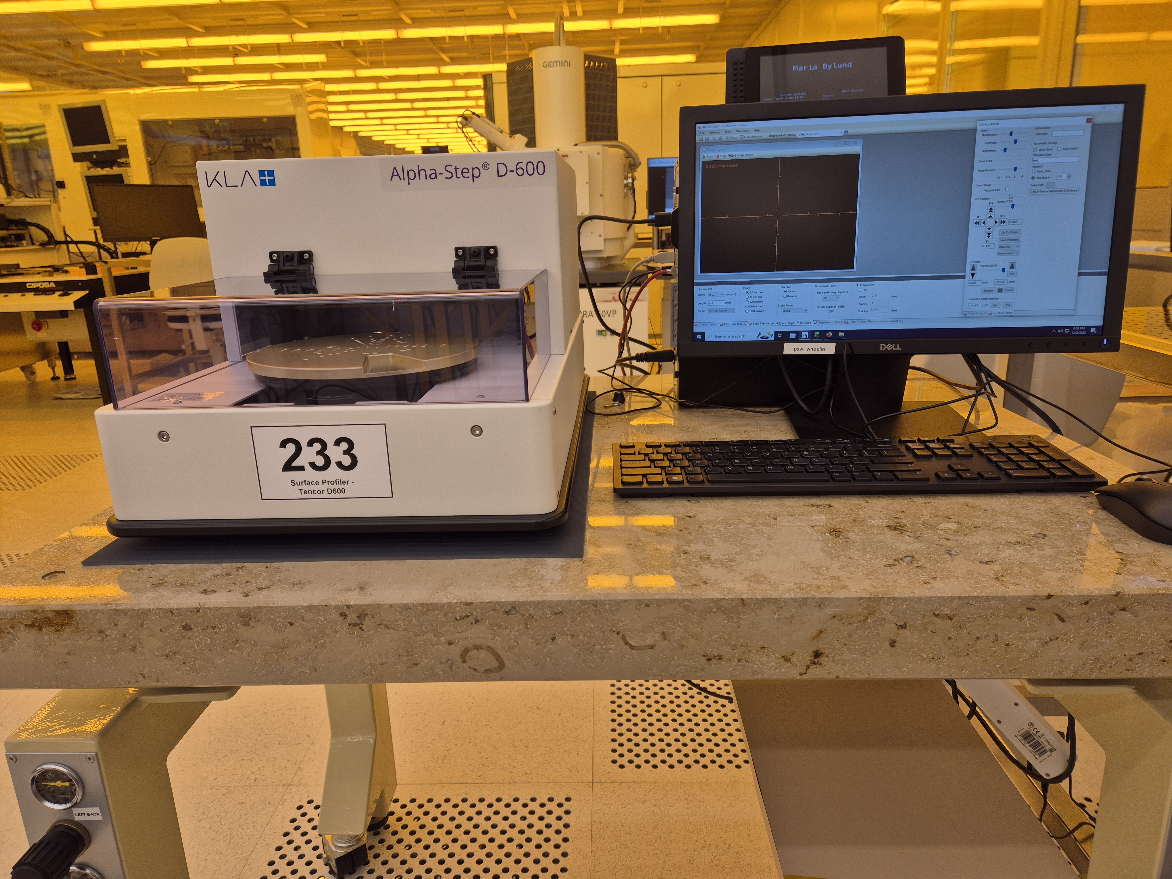 Picture of Surface profiler - Tencor D600