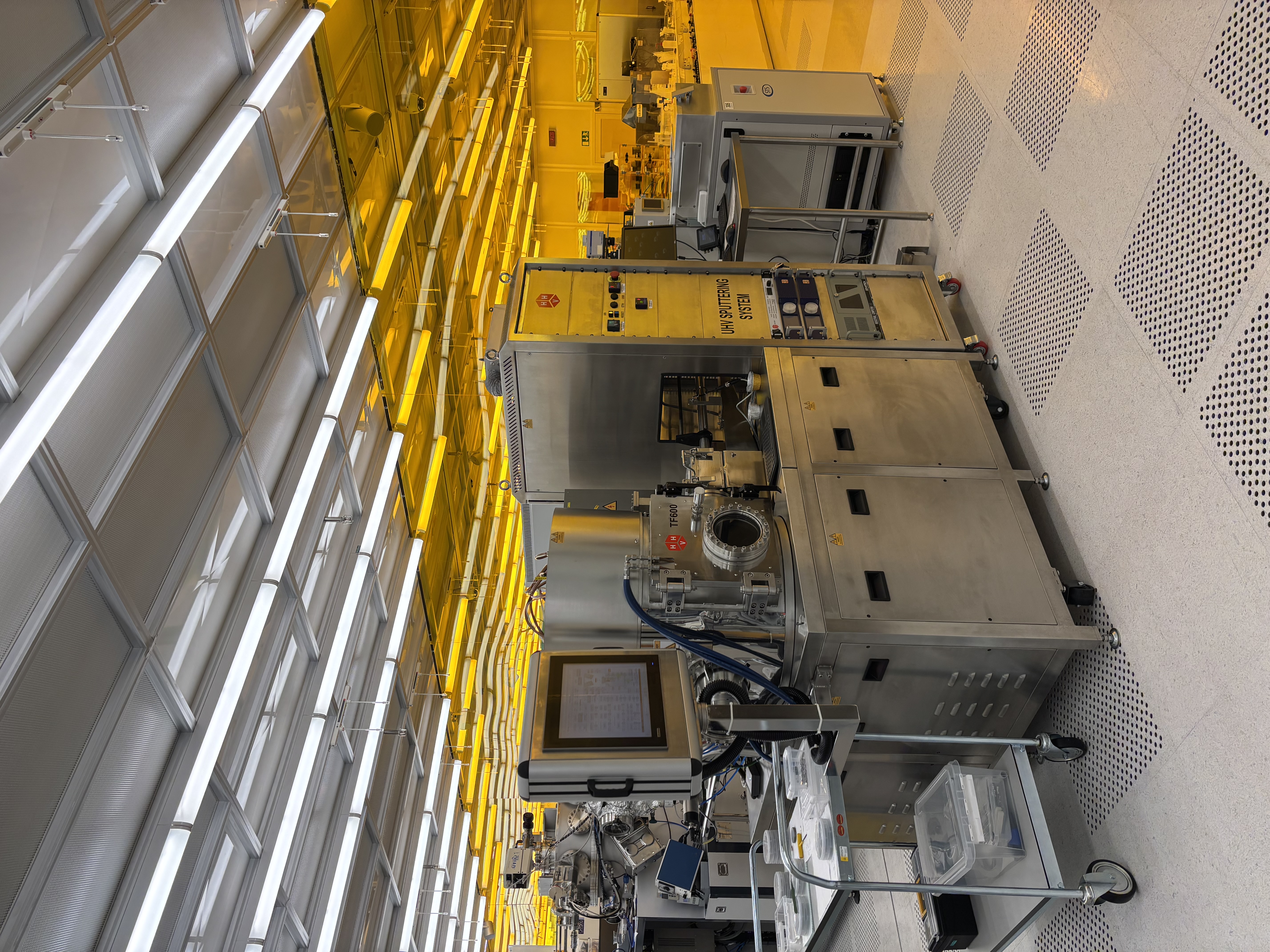 Picture of Sputter - HHV UHV